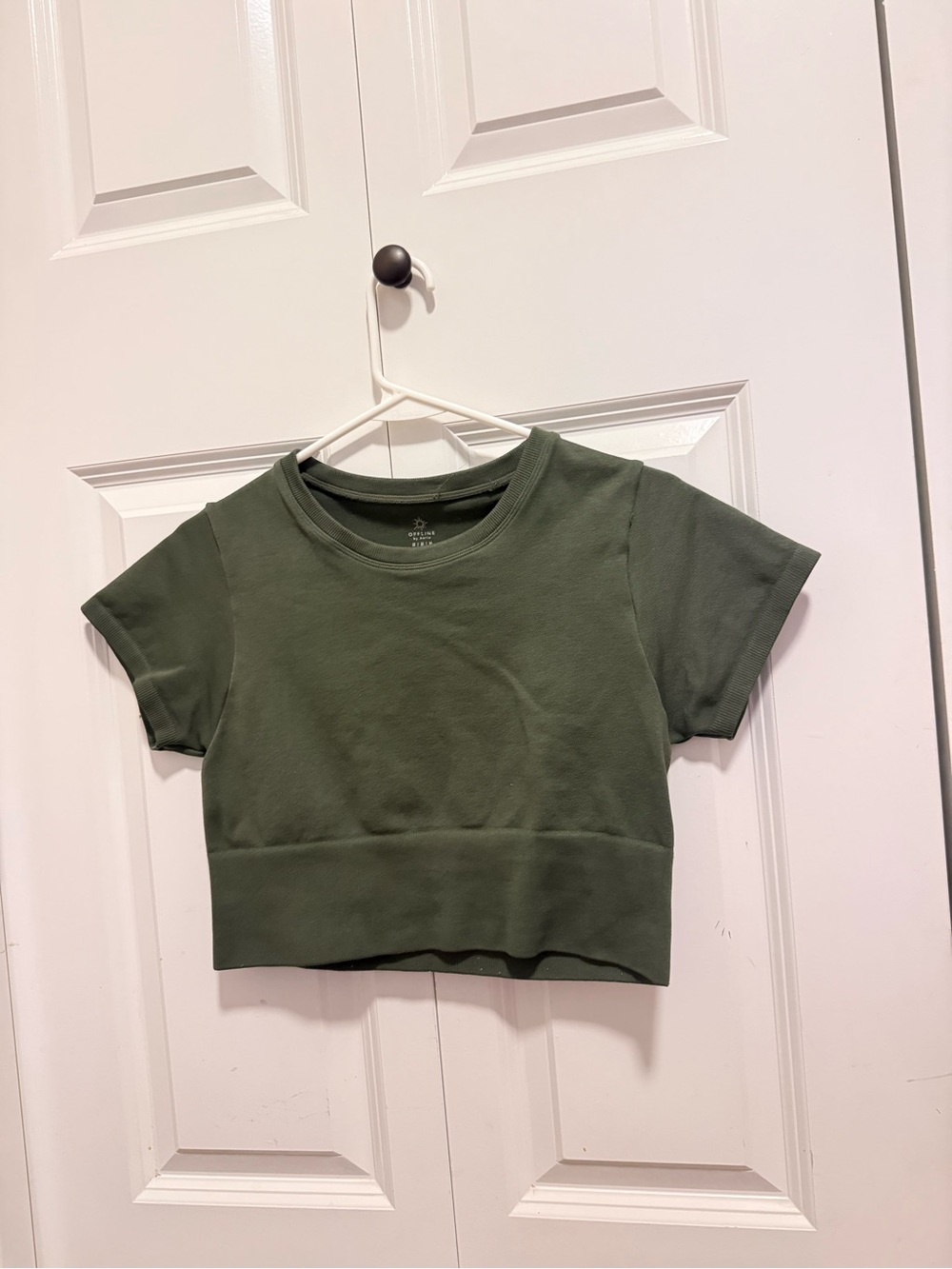 OFFLINE by Aerie Olive Green Cropped Short Sleeve Sweatshirt Size M